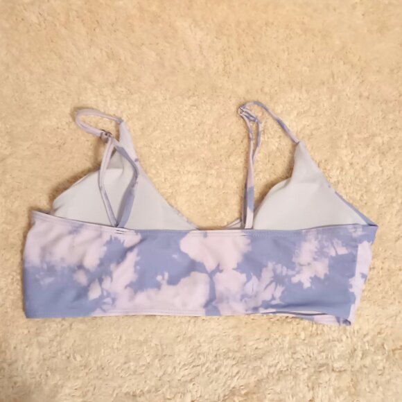 NWOT~SHEIN Two Toned Purple Tie Dye Print Surplice Neck Bikini Set Size: Medium - Picture 4 of 10